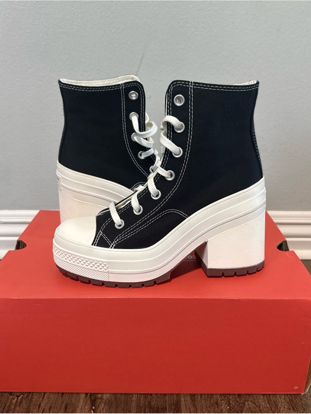 Converse Chuck 70 De Luxe Heel Platform Size 6.5 - Picture 3 of 9
